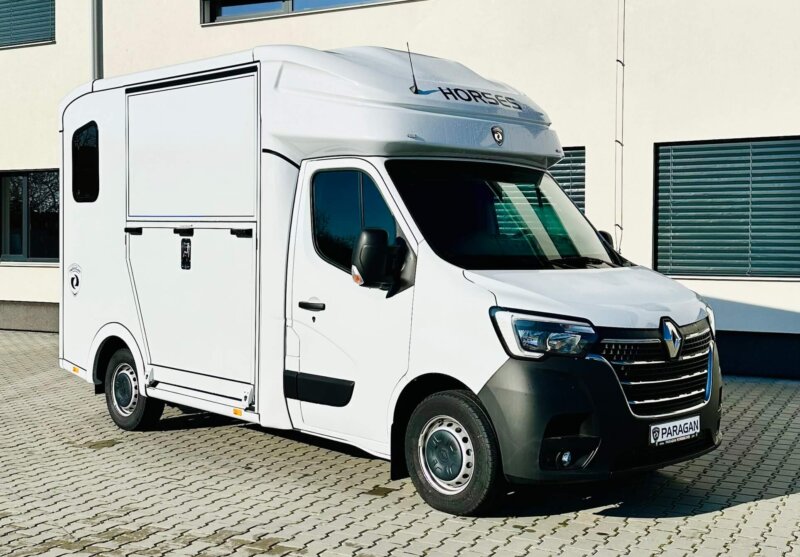 EQUISTAR 3 – PARAGAN HORSEBOXES